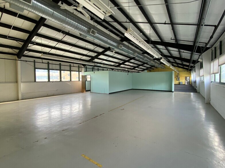 345 Wilson Ave, Norwalk, CT à louer - Photo intérieure – Image 3 sur 16