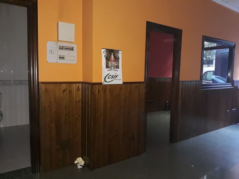 Manuel, 23, Langreo, Asturias à vendre - Photo intérieure – Image 2 sur 22