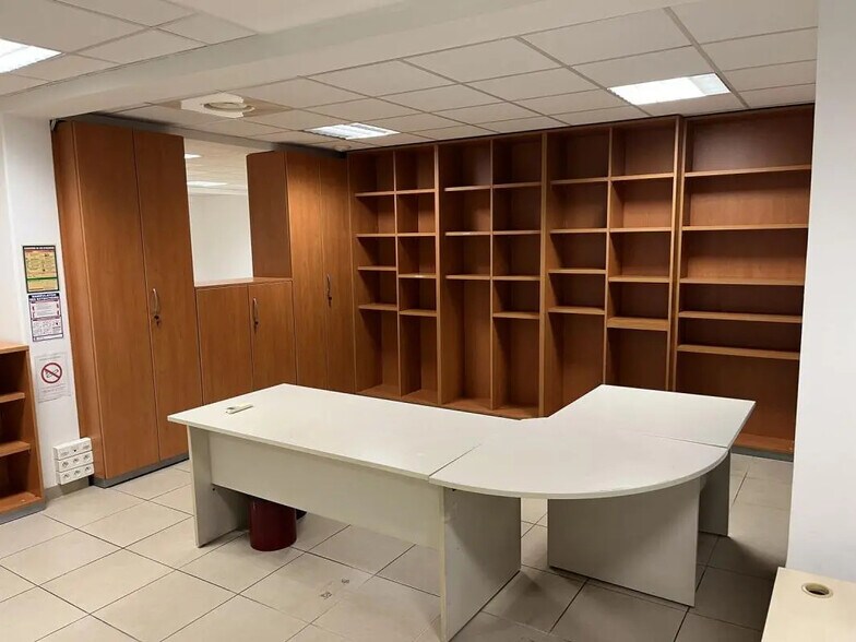 Bureau dans Toulon à louer - Photo de l’immeuble – Image 1 sur 10