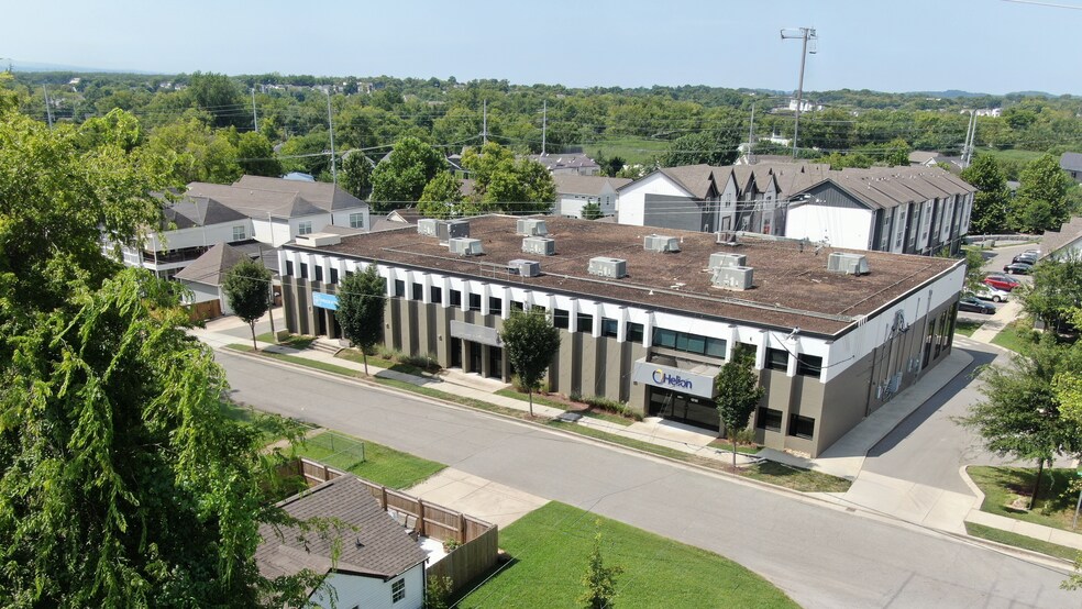 1211 57th Ave, Nashville, TN à louer - Photo de l’immeuble – Image 1 sur 7