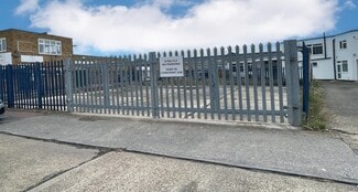 Plus de détails pour 14 Towerfield Close, Southend On Sea - Terrain à louer