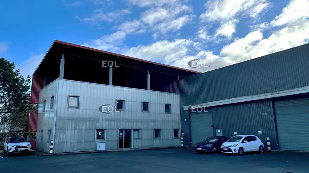 Local d’activités dans Serris à louer Photo de l’immeuble– Image 1 sur 14