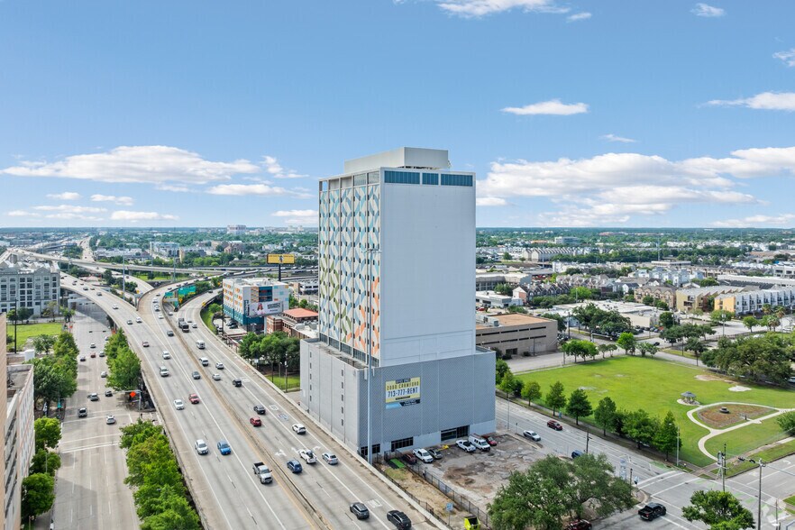 2000 Crawford St, Houston, TX à vendre - Photo de l’immeuble – Image 3 sur 33
