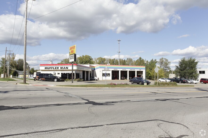 Muffler Man Portfolio - MI, OH, FL portefeuille de 43 biens à vendre sur LoopNet.fr - Photo principale – Image 3 sur 4