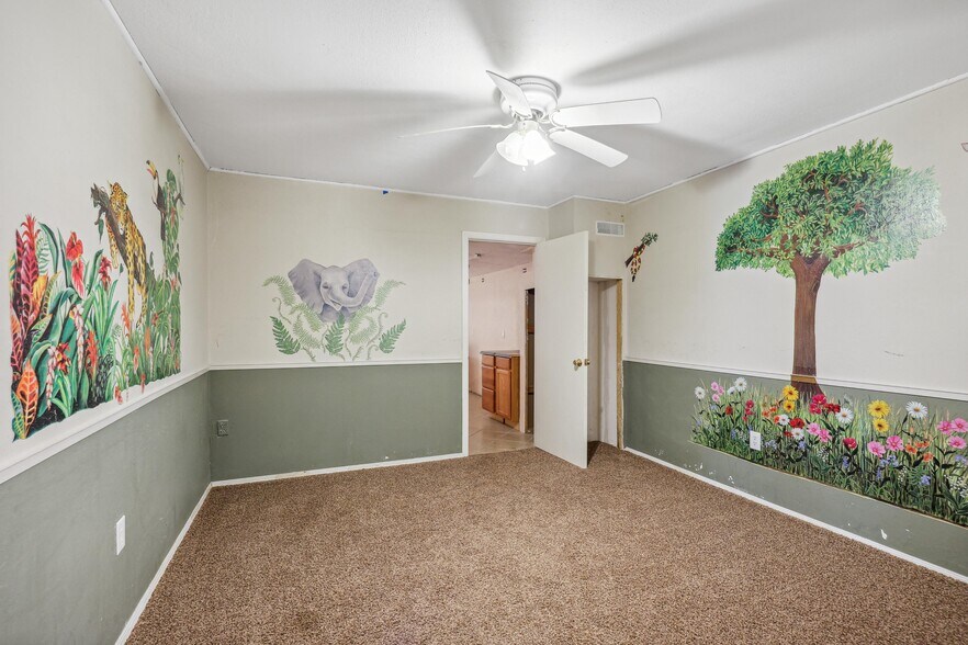 13651 S 690 Rd, Wyandotte, OK à vendre - Photo intérieure – Image 3 sur 31