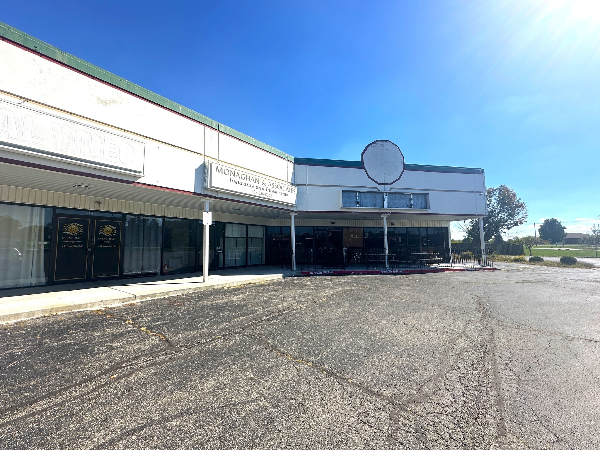 6500-6556 Union Rd, Clayton, OH à louer Photo de l’immeuble– Image 1 sur 12