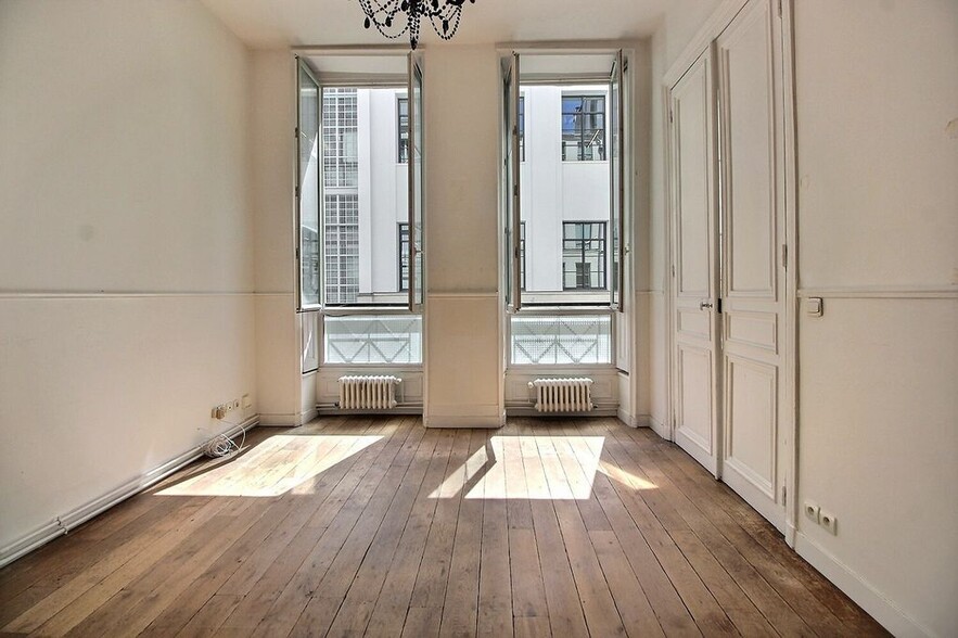 24 Rue De L'Echiquier, Paris à louer - Photo intérieure – Image 2 sur 3