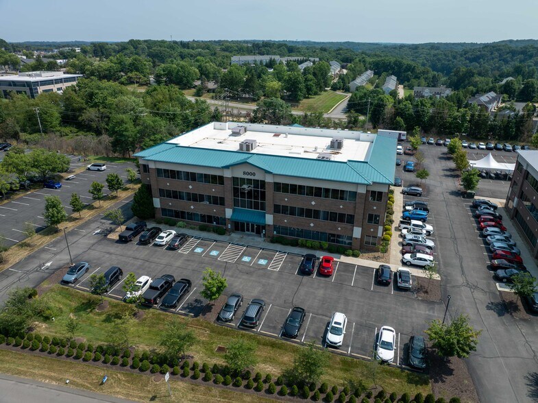 8000 Brooktree Rd, Wexford, PA à louer - Photo de l’immeuble – Image 2 sur 8
