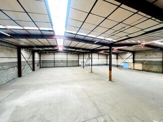 Plus de détails pour Bureau, Local d'activités à louer