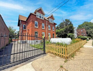Plus de détails pour 4813-4815 Chester Ave, Philadelphia, PA - Logement à vendre