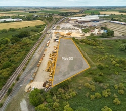 Road & Rail Distribution Centre, Queen Adelaide Way, Ely, CAM - VUE AÉRIENNE vue de carte - Image1