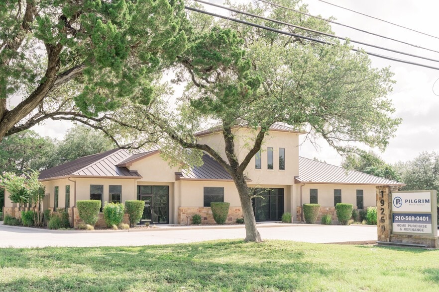 19269 FM 2252, Garden Ridge, TX à louer - Photo de l’immeuble – Image 2 sur 18