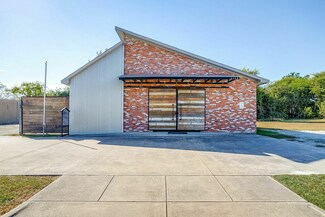 Plus de détails pour 5148 Vickery Loop E, Benbrook, TX - Local d’activités à vendre