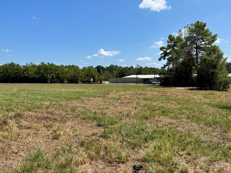 2209 E Denman Ave, Lufkin, TX à vendre - Photo de l’immeuble – Image 2 sur 7