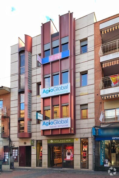 Calle Madrid, 58, Getafe, Madrid à louer - Photo de l’immeuble – Image 2 sur 3