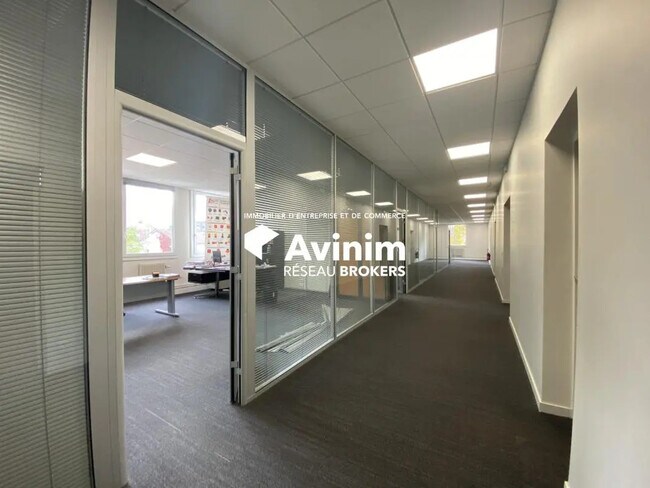 Plus de détails pour Bureau à vendre