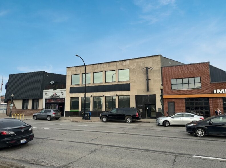 22840 Woodward Ave, Ferndale, MI à louer - Photo principale – Image 1 sur 17