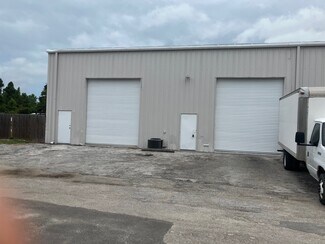 Plus de détails pour 9161 131st Pl N, Largo, FL - Industriel/Logistique à louer