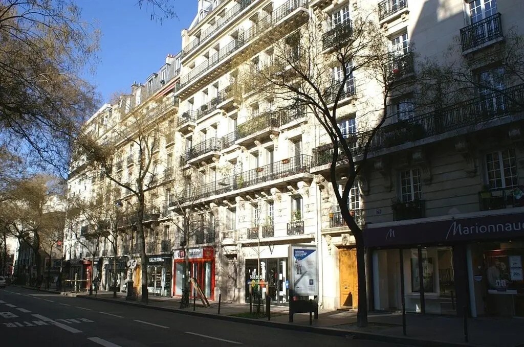 Local commercial dans Paris à louer Photo de l’immeuble– Image 1 sur 5