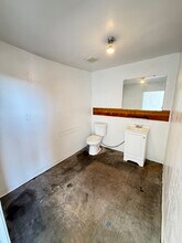 37444 Sycamore St, Newark, CA à louer Photo de l’immeuble– Image 2 sur 6