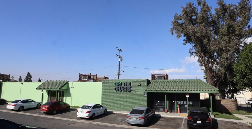 130 Industrial Way, Corona, CA à vendre - Photo de l’immeuble – Image 2 sur 6