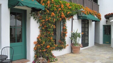 30 El Paseo, Santa Barbara, CA à louer Photo de l’immeuble– Image 2 sur 16