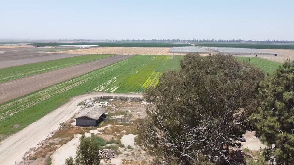 17712 Adobe Rd, Bakersfield, CA à vendre - Vidéo sur l’annonce professionnelle – Image 2 sur 5