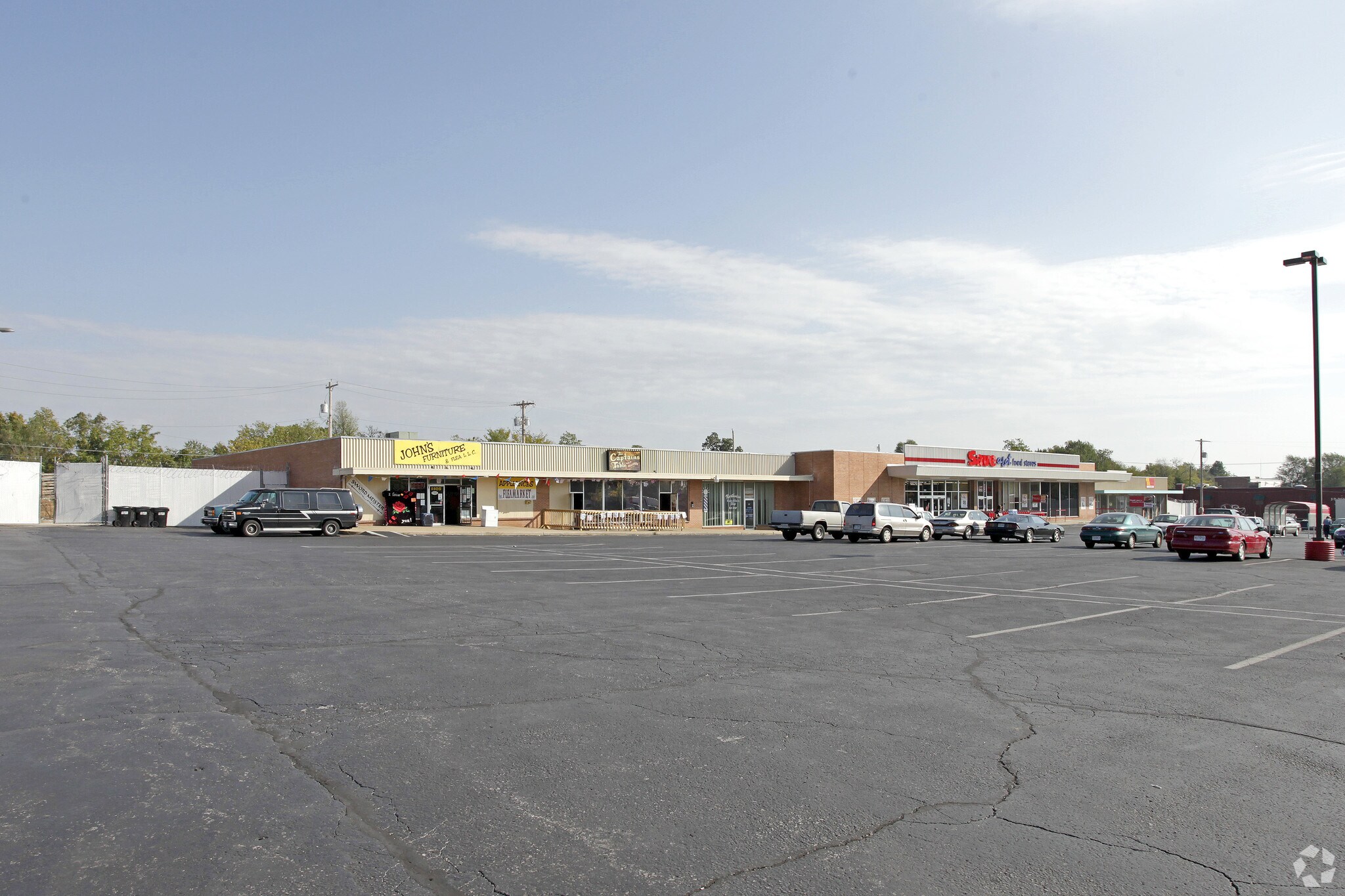 1105-1139 E Commercial St, Springfield, MO à vendre Photo principale– Image 1 sur 9