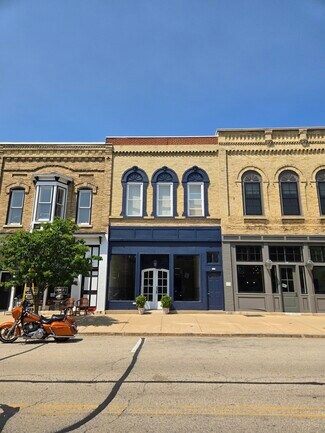 Plus de détails pour 522 W Water St, Princeton, WI - Local commercial à louer