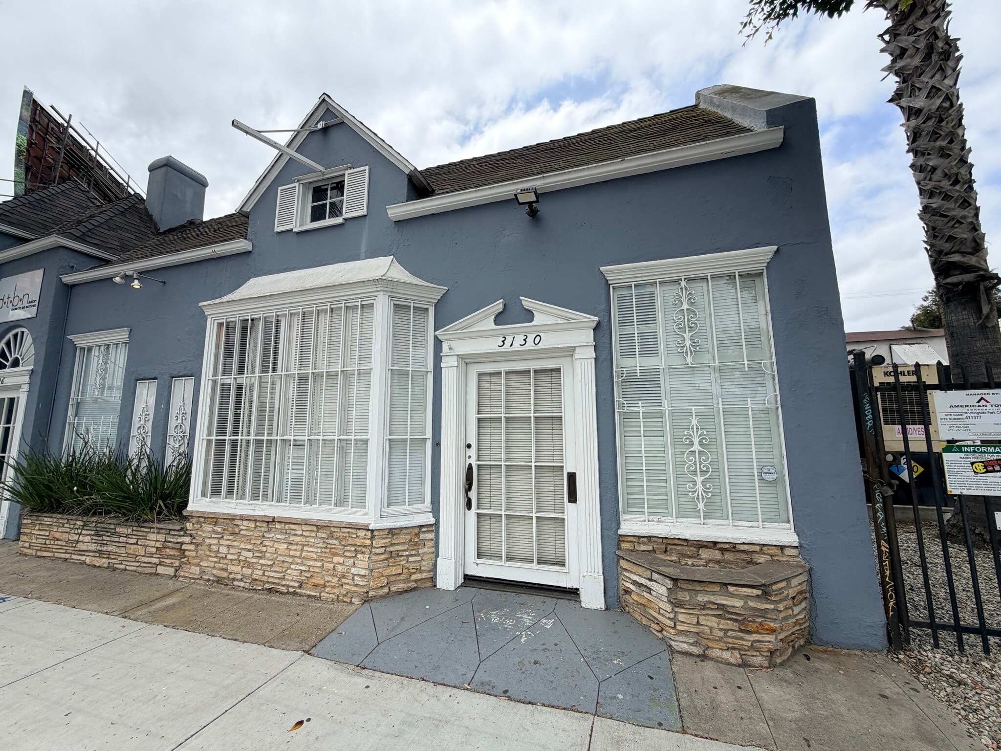 3130 W Manchester Blvd, Inglewood, CA à louer Photo intérieure– Image 1 sur 21