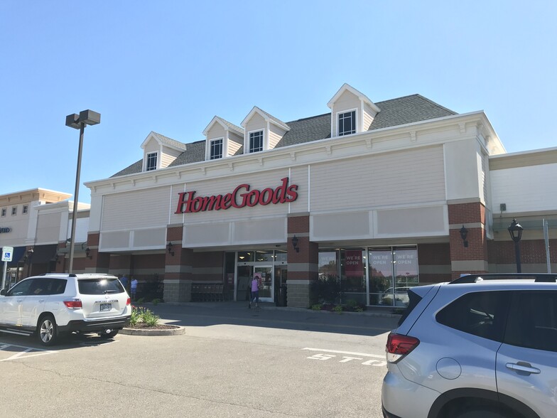 439-441 Commerce Dr, Victor, NY à louer - Photo de l’immeuble – Image 1 sur 12