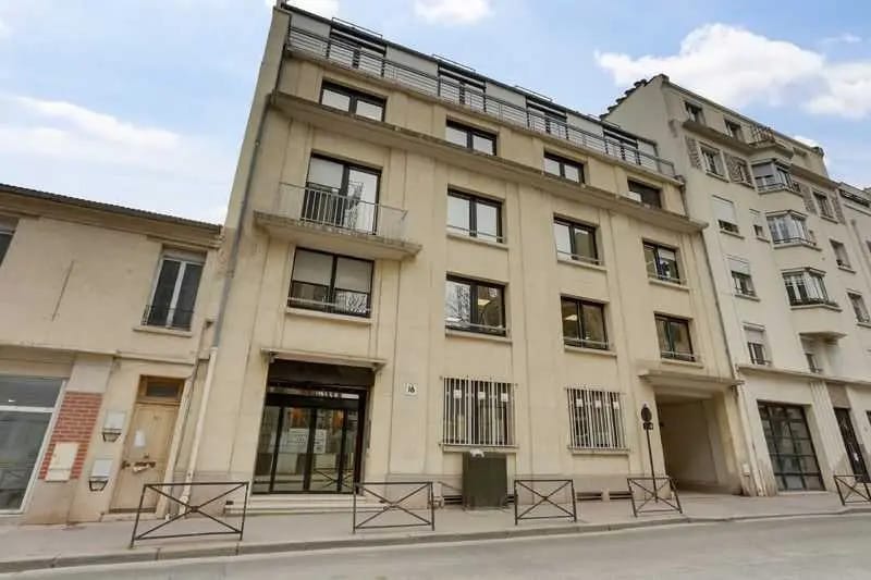16 Rue Antonin Raynaud, Levallois-Perret à louer - Photo de l’immeuble – Image 1 sur 6