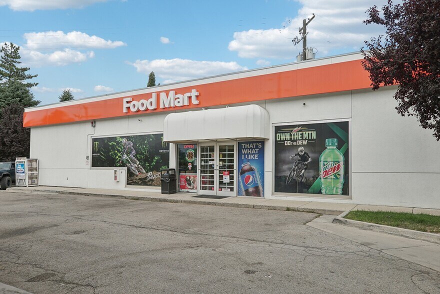 2995 E Fort Union Blvd, Salt Lake City, UT à vendre - Photo de l’immeuble – Image 2 sur 14