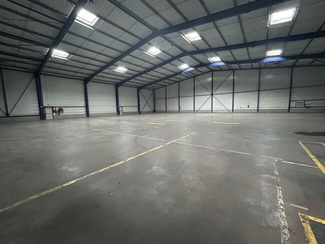Plus de détails pour Industriel/Logistique à vendre