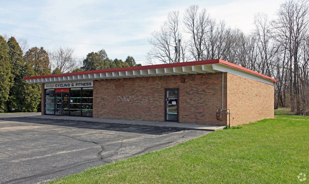 4782 Fishburg Rd, Dayton, OH à vendre - Photo de l’immeuble – Image 1 sur 26