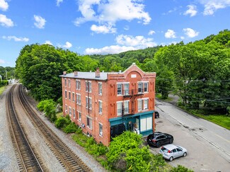Plus de détails pour 4 Davis St, Shirley, MA - Logement à vendre