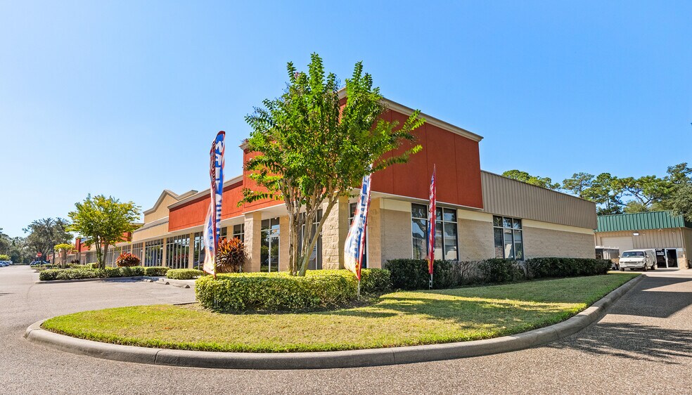 1121-1197 W Airport Blvd, Sanford, FL à louer - Photo de l’immeuble – Image 1 sur 4