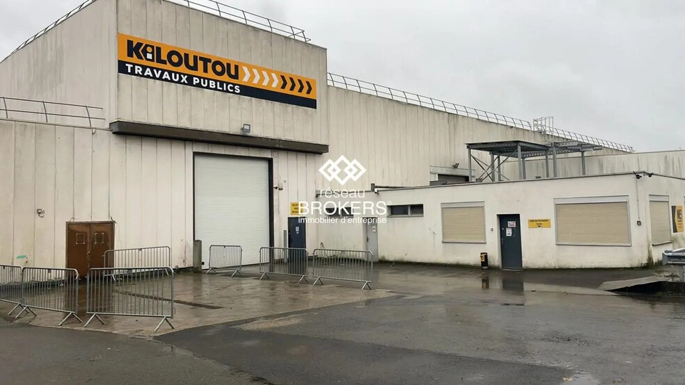 Industriel/Logistique dans Roissy-en-France à louer - Photo de l’immeuble – Image 1 sur 4