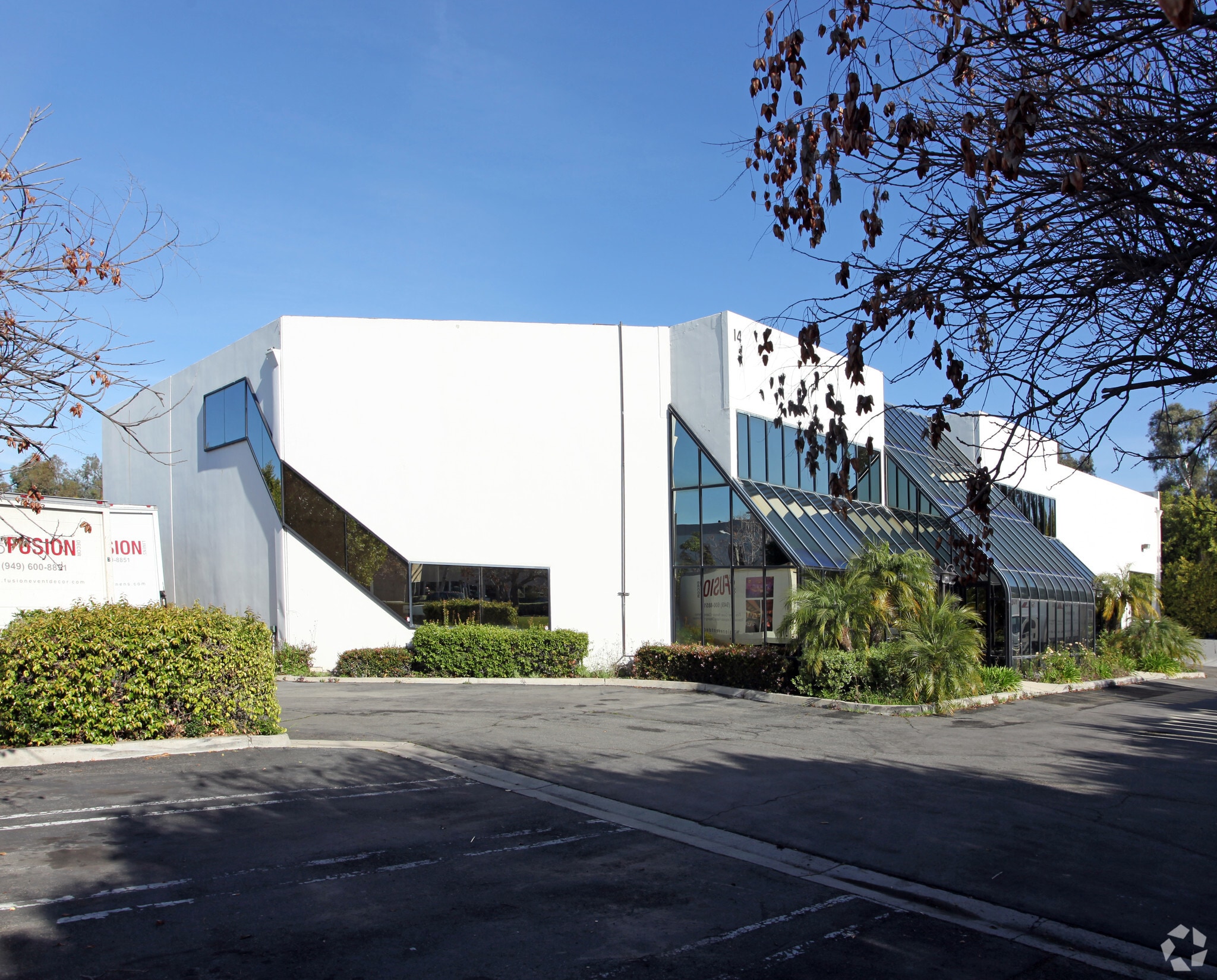 14 Vanderbilt, Irvine, CA à louer Photo principale– Image 1 sur 11
