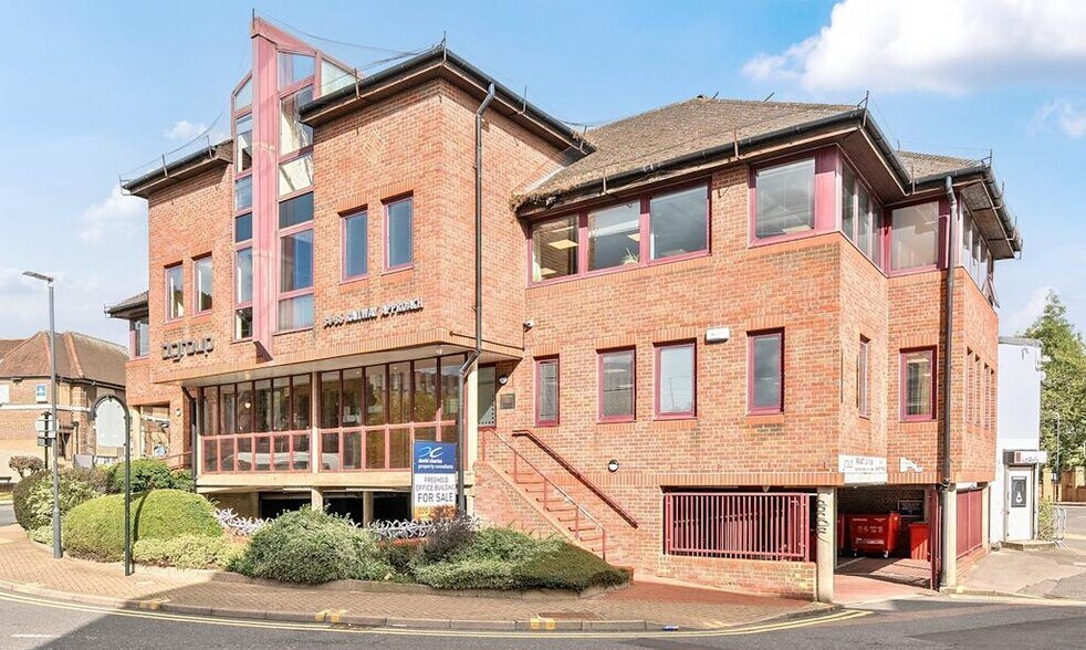 34-36 Railway Appr, Harrow à vendre - Photo de l’immeuble – Image 2 sur 19