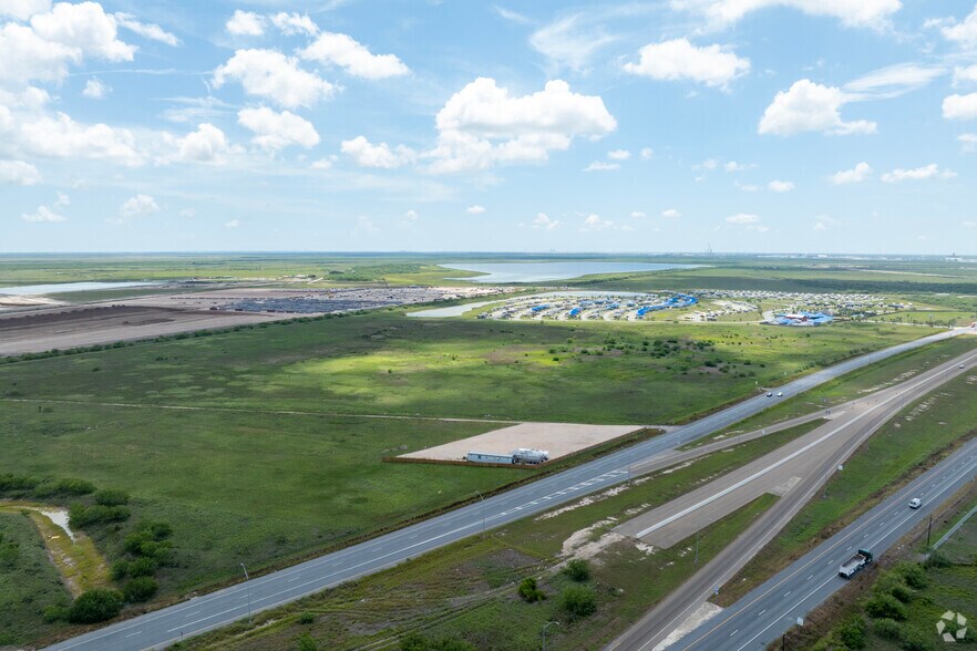 FM 511 & Port Isabel Rd, Brownsville, TX à vendre - Aérien – Image 3 sur 11