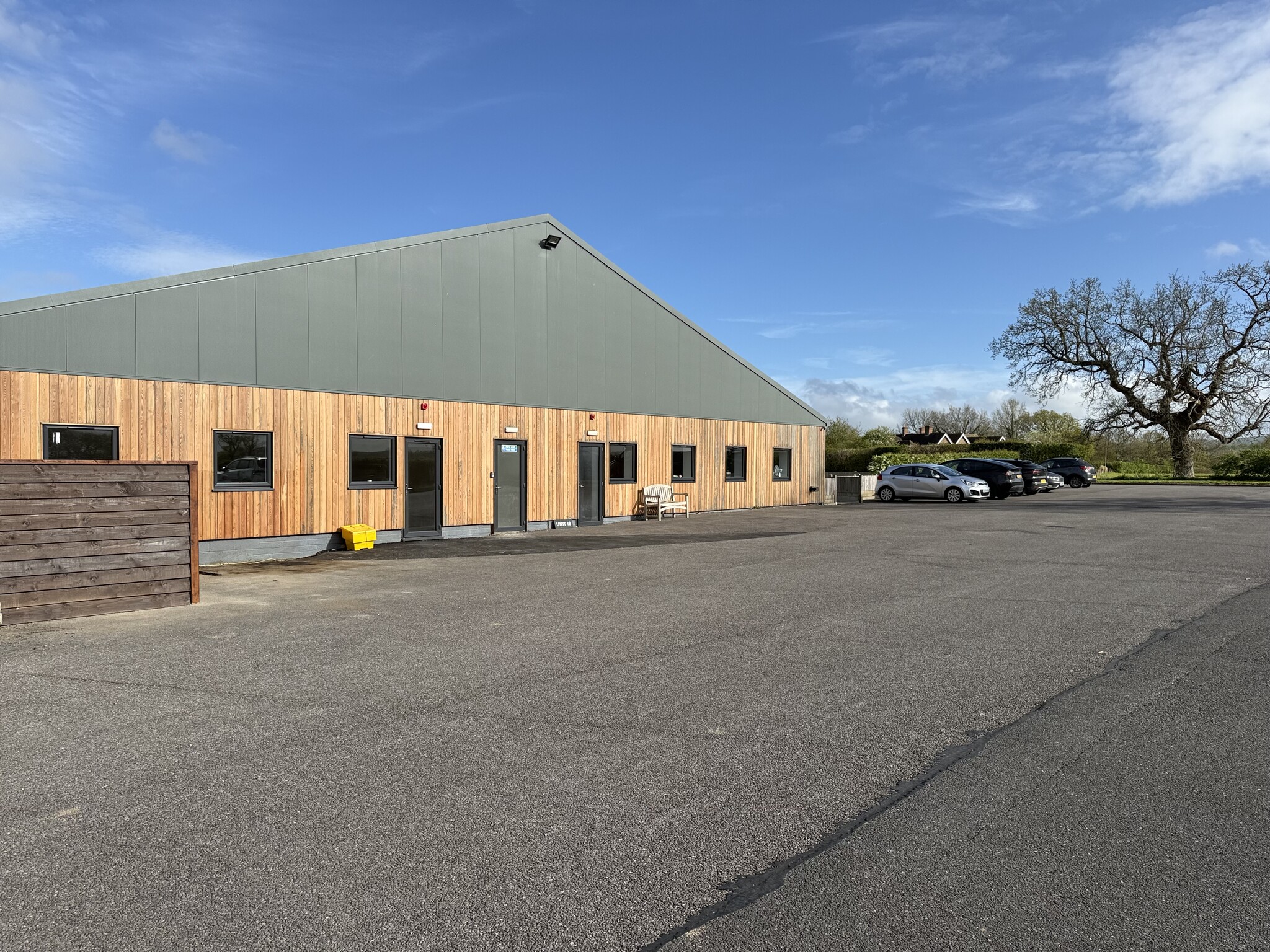 Unit 17 Danworth Farm, Cuckfield Rd, Hurstpierpoint à louer Photo principale– Image 1 sur 11