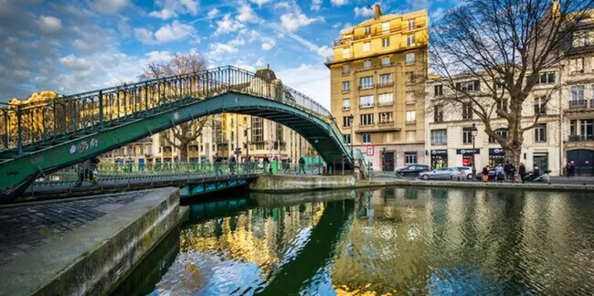 Plus de détails pour Local commercial à louer