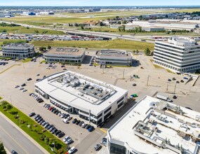 4800-4858 Rue Lévy, Montréal, QC à louer Photo intérieure– Image 2 sur 6