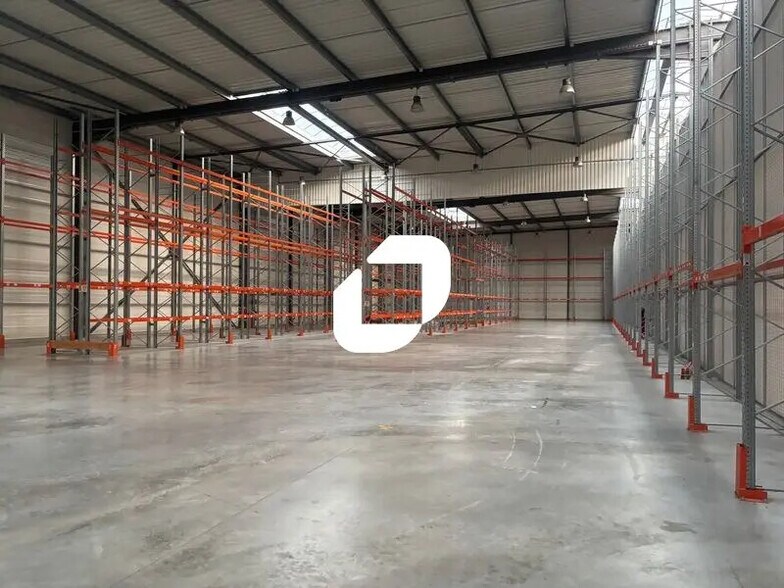 Industriel/Logistique dans Blanquefort à vendre - Photo de l’immeuble – Image 1 sur 19