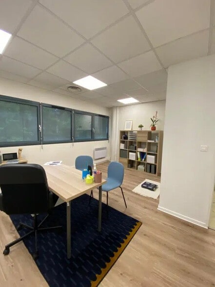 Bureau dans Le Mans à louer - Photo de l’immeuble – Image 2 sur 5