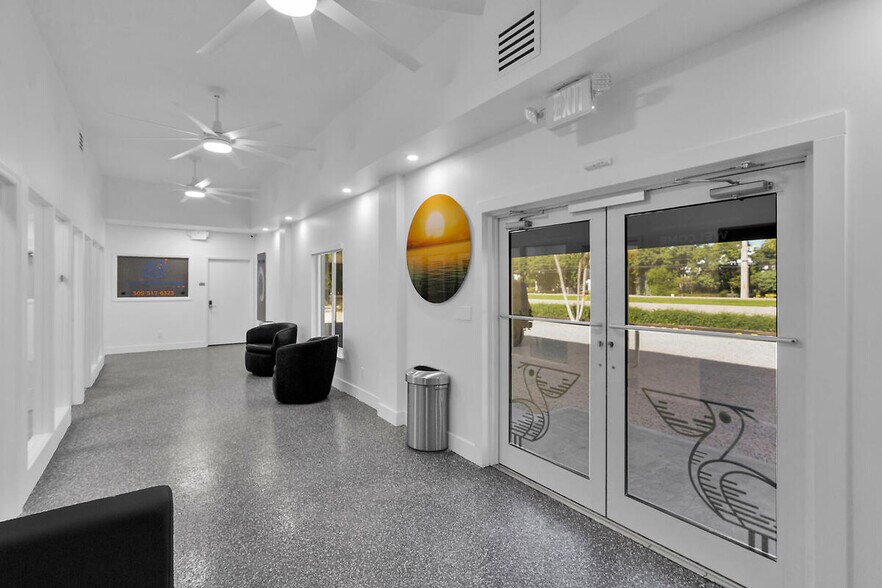 101925 Overseas Hwy, Key Largo, FL à louer - Photo intérieure – Image 3 sur 11