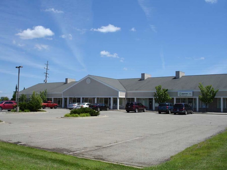121-133 W Lansing Rd, Potterville, MI à louer - Photo principale – Image 1 sur 6