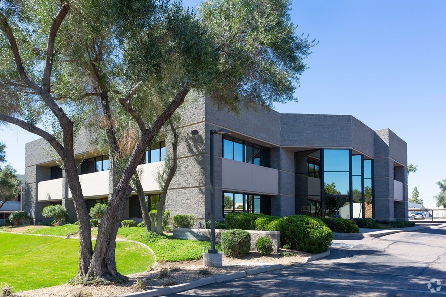 4812 S Mill Ave, Tempe, AZ à louer - Photo de l’immeuble – Image 1 sur 3