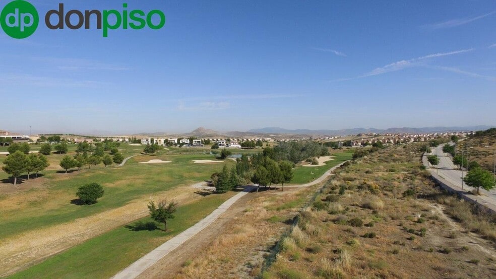 Calle Barranco de los Lobos, Villa de Otura, Granada à vendre - Photo principale – Image 1 sur 21
